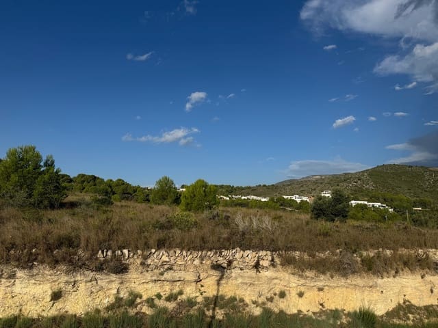 Ubebygd land til salgs i Benitachell / Benitatxell - € 279 000 (Ref: 10140340)
