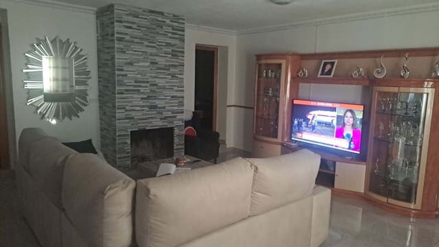 3 quarto Casa em Banda para venda em Monforte del Cid - 219 000 € (Ref: 8389972)