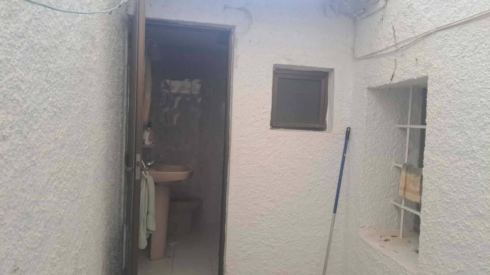 7 Zimmer Villa zu verkaufen in Benissa mit Garage - 439.000 € (Ref: 8885557)