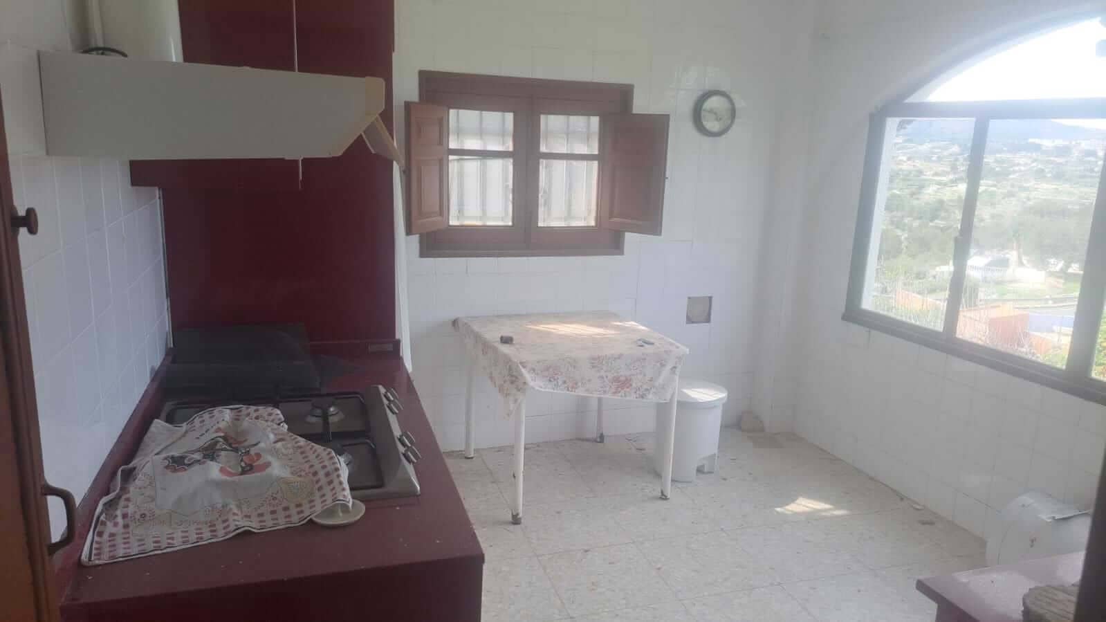 7 Zimmer Villa zu verkaufen in Benissa mit Garage - 439.000 € (Ref: 8885557)