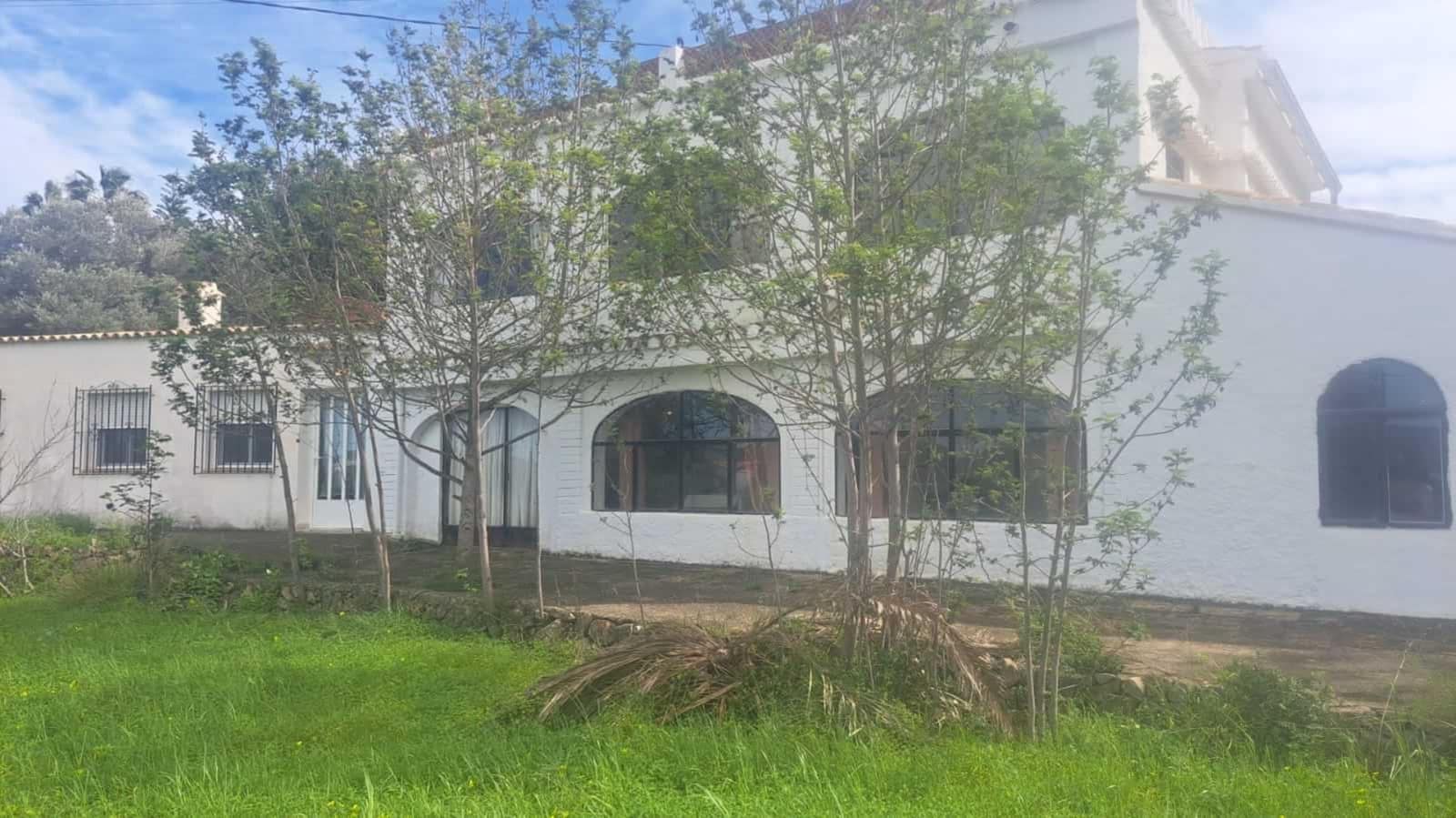 7 Zimmer Villa zu verkaufen in Benissa mit Garage - 439.000 € (Ref: 8885557)