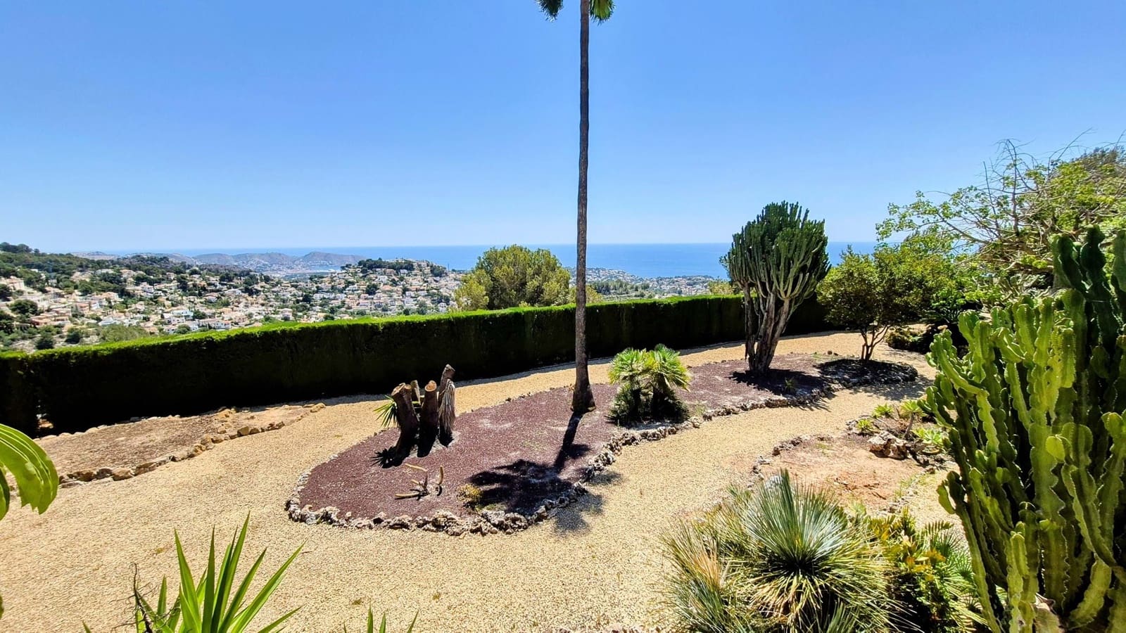 5 soveværelse Finca/Landehus til salg i Benissa med swimmingpool garage - € 1.725.000 (Ref: 9058231)