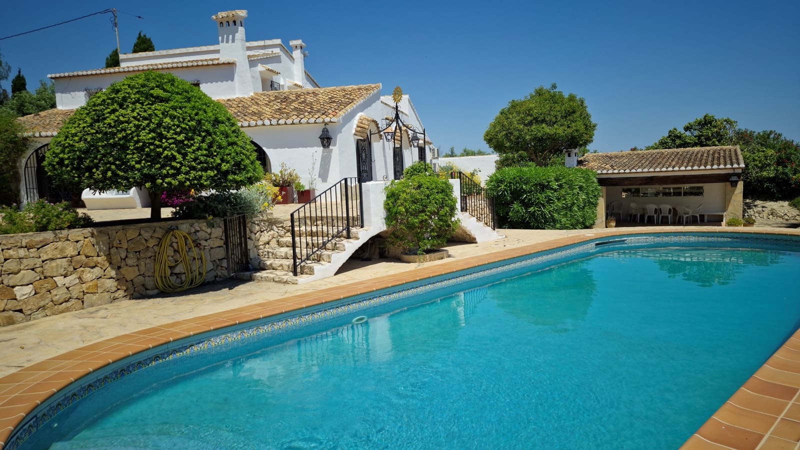 5 soveværelse Finca/Landehus til salg i Benissa med swimmingpool garage - € 1.725.000 (Ref: 9058231)