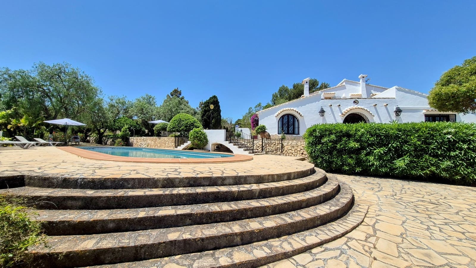 5 soveværelse Finca/Landehus til salg i Benissa med swimmingpool garage - € 1.725.000 (Ref: 9058231)