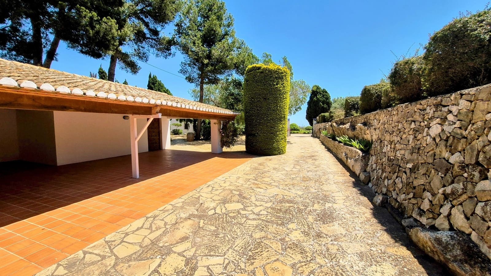 5 soveværelse Finca/Landehus til salg i Benissa med swimmingpool garage - € 1.725.000 (Ref: 9058231)