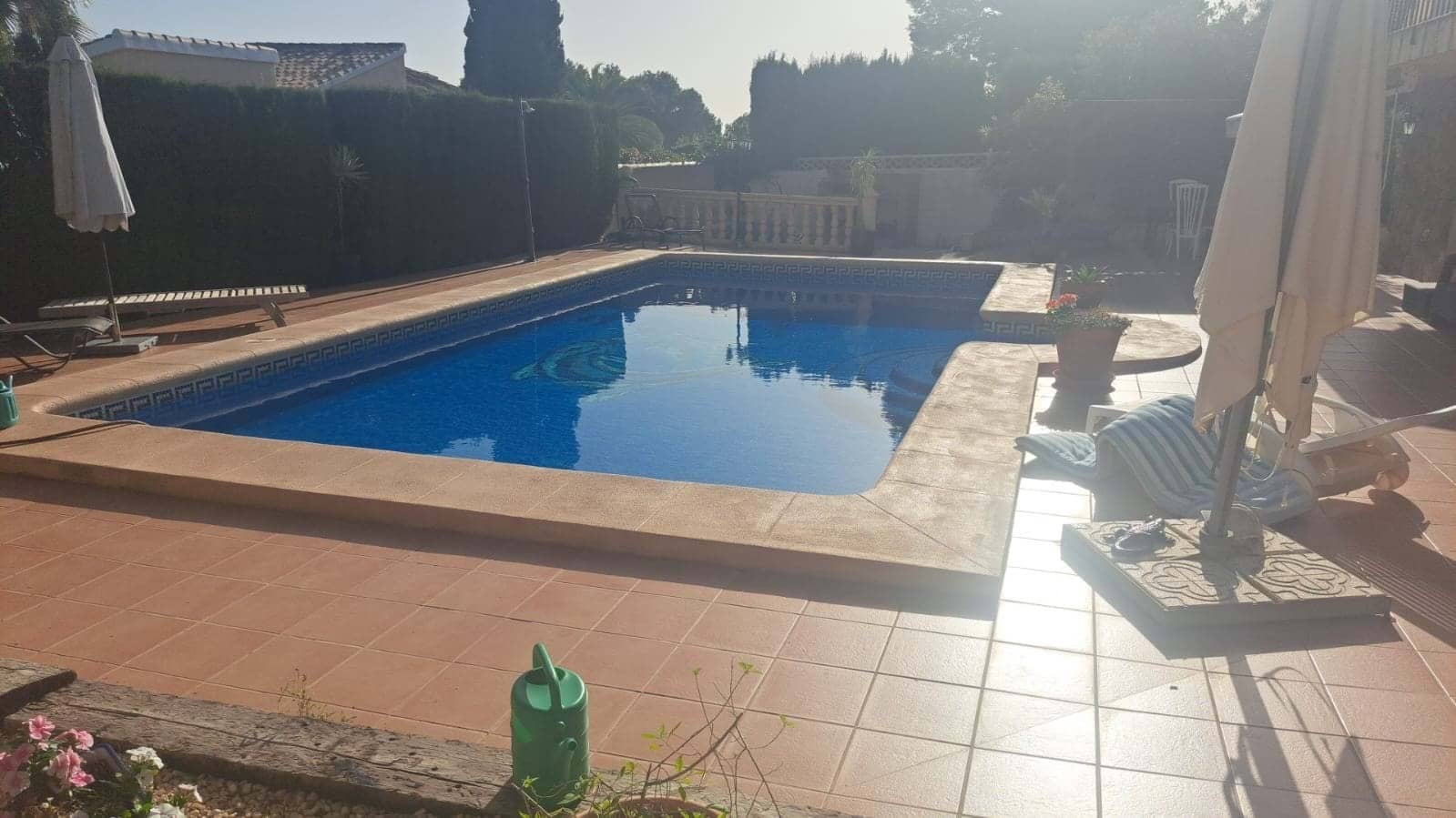 Chalet de 4 habitaciones en Teulada en venta con piscina - 940.000 € (Ref: 9400152)