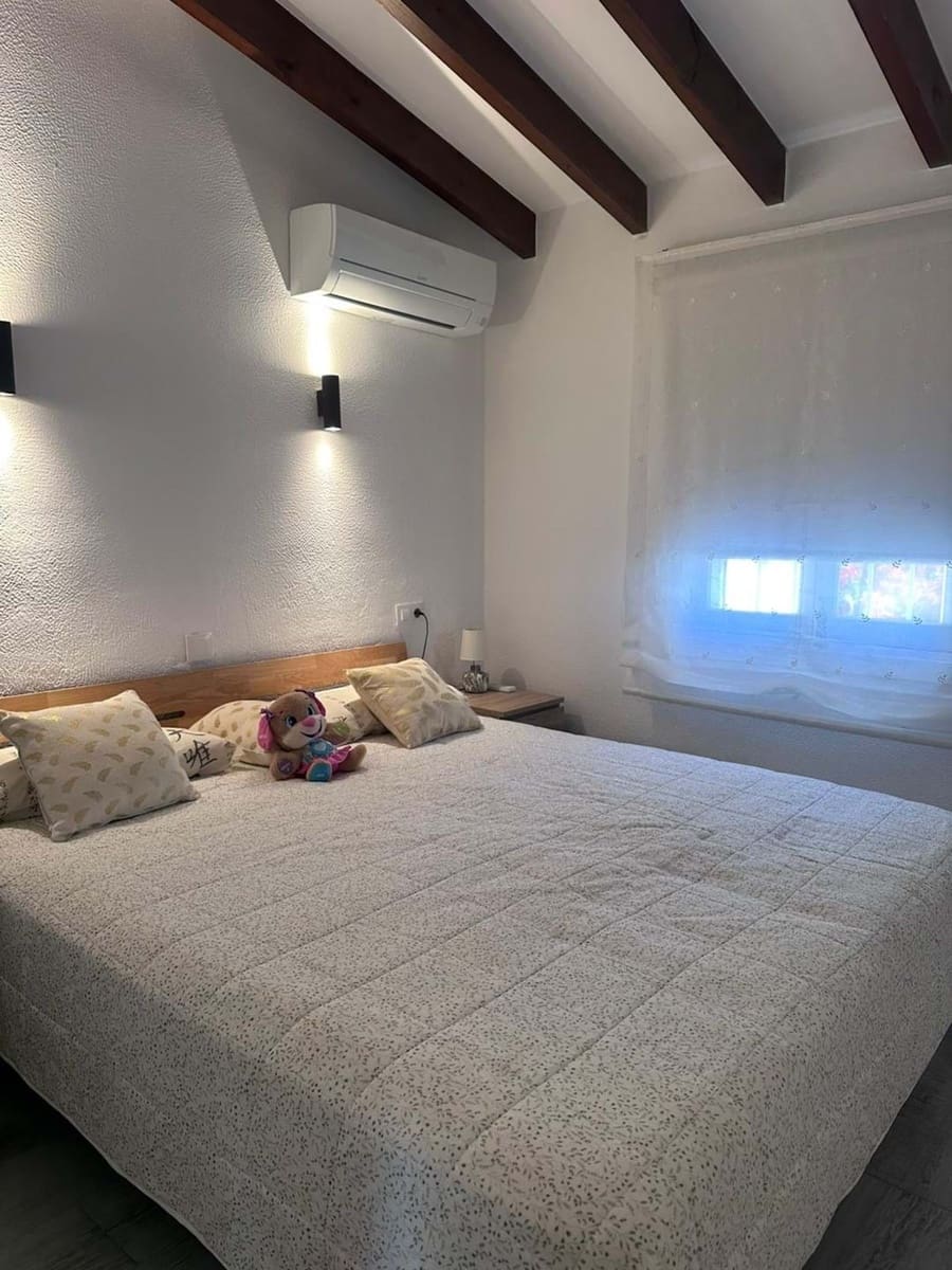 3 soveværelse Villa til salg i Teulada med swimmingpool garage - € 975.000 (Ref: 9400153)