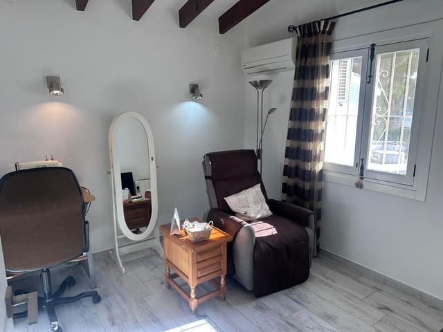 3 Zimmer Villa zu verkaufen in Teulada Pueblo, Teulada-Moraira mit Pool Garage - 975.000 € (Ref: 9400153)