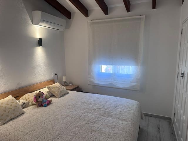 3 Zimmer Villa zu verkaufen in Teulada Pueblo, Teulada-Moraira mit Pool Garage - 975.000 € (Ref: 9400153)