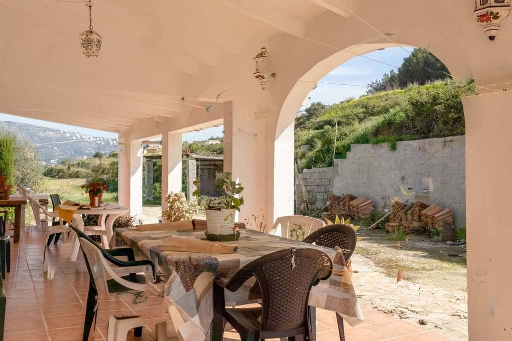 4 bedroom Finca/Country House for sale in Teulada with pool garage - € 585,000 (Ref: 9404669)