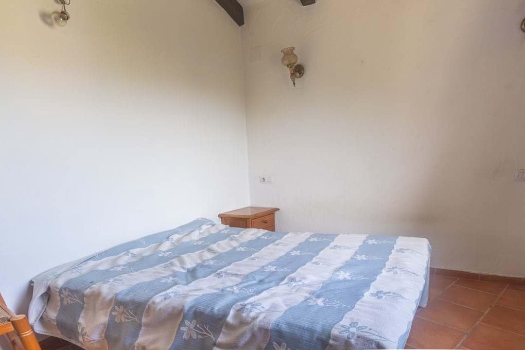 4 bedroom Finca/Country House for sale in Teulada with pool garage - € 585,000 (Ref: 9404669)