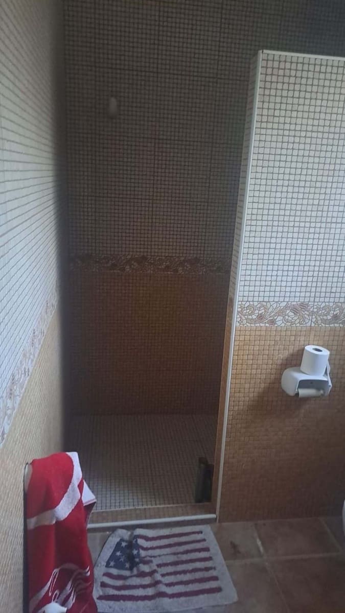 3 sypialnia Finka/Dom wiejski na sprzedaż w Quatretondeta z basenem garażem - 265 000 € (Ref: 9432720)