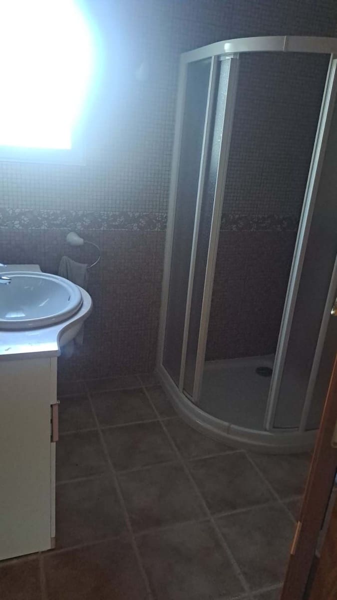 3 sypialnia Finka/Dom wiejski na sprzedaż w Quatretondeta z basenem garażem - 265 000 € (Ref: 9432720)