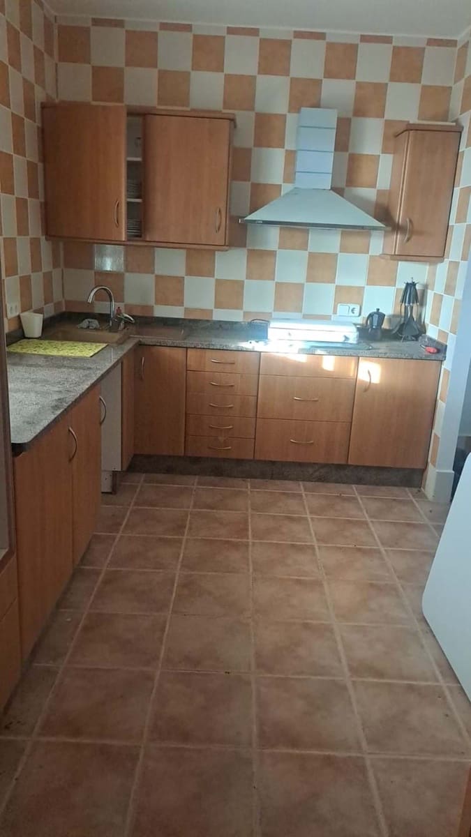 3 sypialnia Finka/Dom wiejski na sprzedaż w Quatretondeta z basenem garażem - 265 000 € (Ref: 9432720)