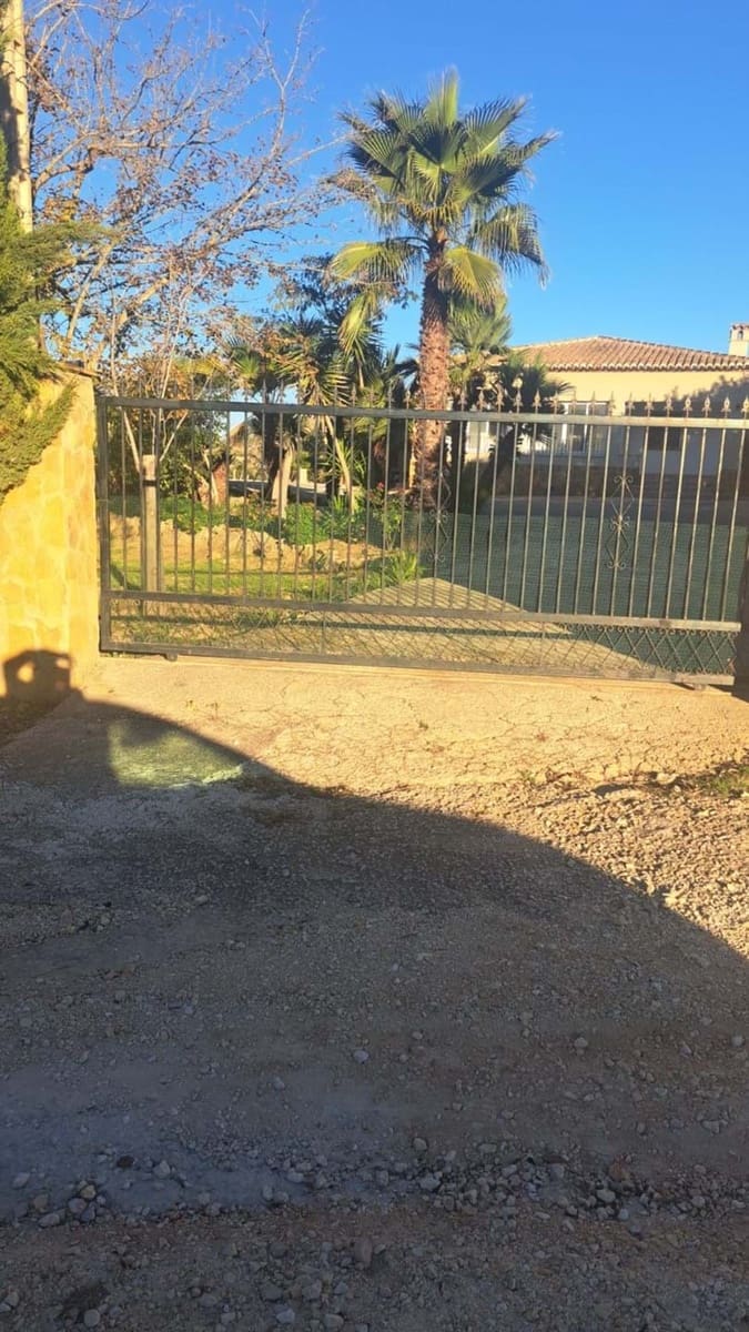 3 sypialnia Finka/Dom wiejski na sprzedaż w Quatretondeta z basenem garażem - 265 000 € (Ref: 9432720)