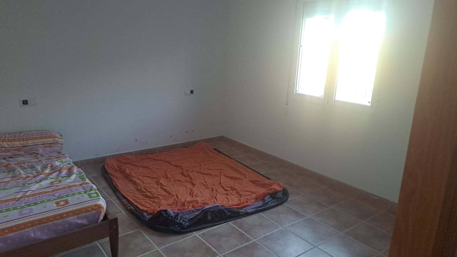 3 sypialnia Finka/Dom wiejski na sprzedaż w Quatretondeta z basenem garażem - 265 000 € (Ref: 9432720)