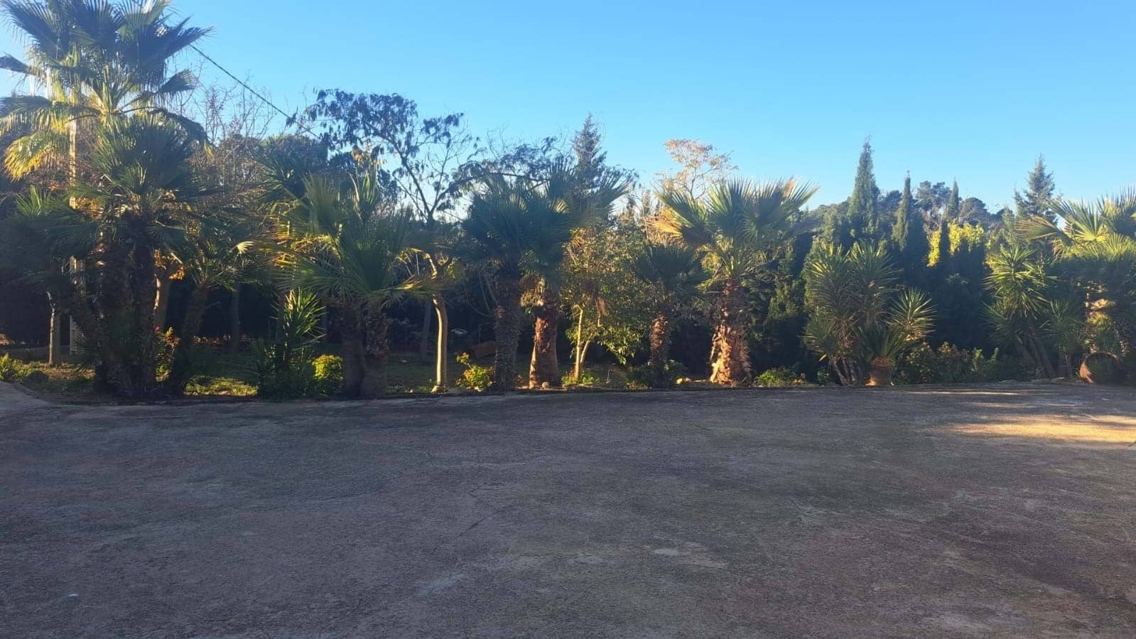 3 sypialnia Finka/Dom wiejski na sprzedaż w Quatretondeta z basenem garażem - 265 000 € (Ref: 9432720)