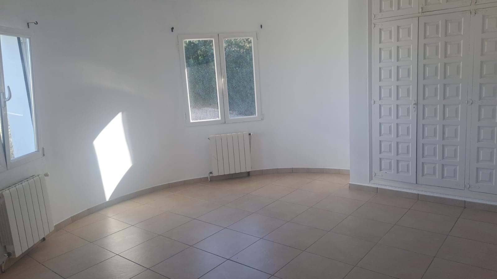 Chalet de 4 habitaciones en Javea / Xàbia en venta con piscina garaje - 875.000 € (Ref: 9445431)