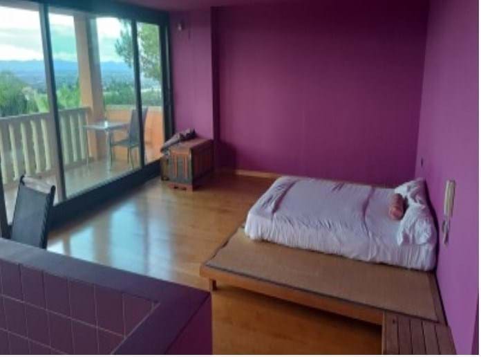 5 bedroom Villa for sale in Montserrat with pool - € 675,000 (Ref: 9891486)