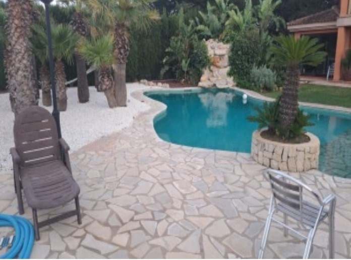 5 bedroom Villa for sale in Montserrat with pool - € 675,000 (Ref: 9891486)