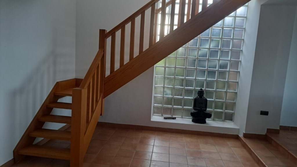 5 bedroom Villa for sale in Montserrat with pool - € 675,000 (Ref: 9891486)