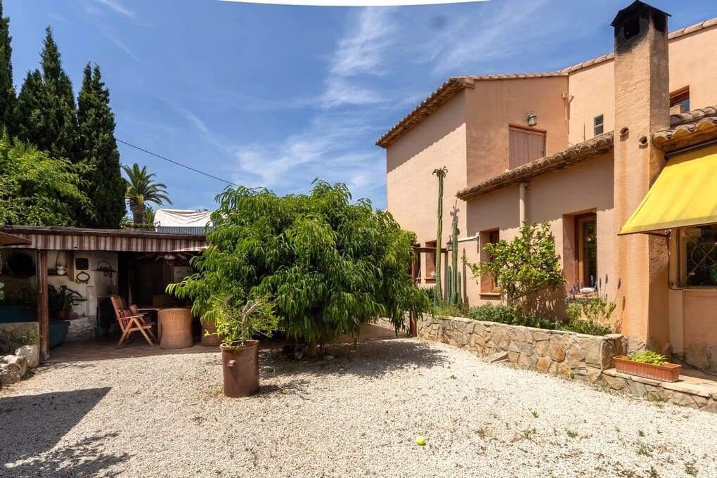 3 Zimmer Finca/Landgut zu verkaufen in Benissa mit Pool Garage - 720.000 € (Ref: 9965682)