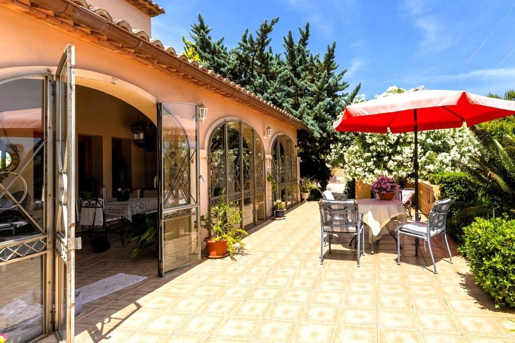 3 Zimmer Finca/Landgut zu verkaufen in Benissa mit Pool Garage - 720.000 € (Ref: 9965682)