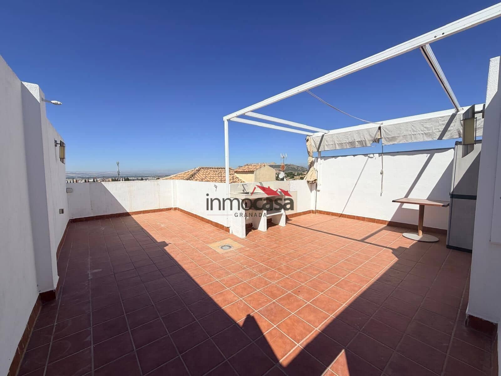 2 bedroom Flat for rent in Peligros with garage - € 650 (Ref: 10003813)