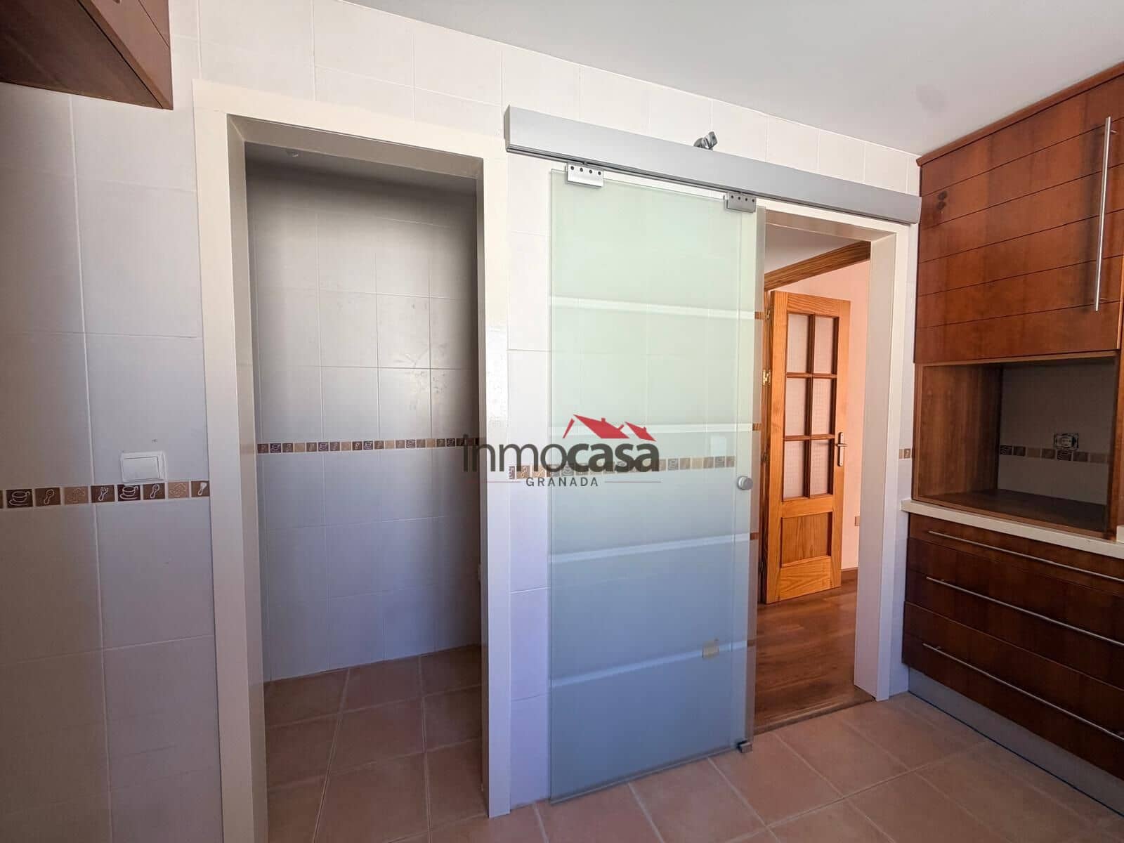2 bedroom Flat for rent in Peligros with garage - € 650 (Ref: 10003813)