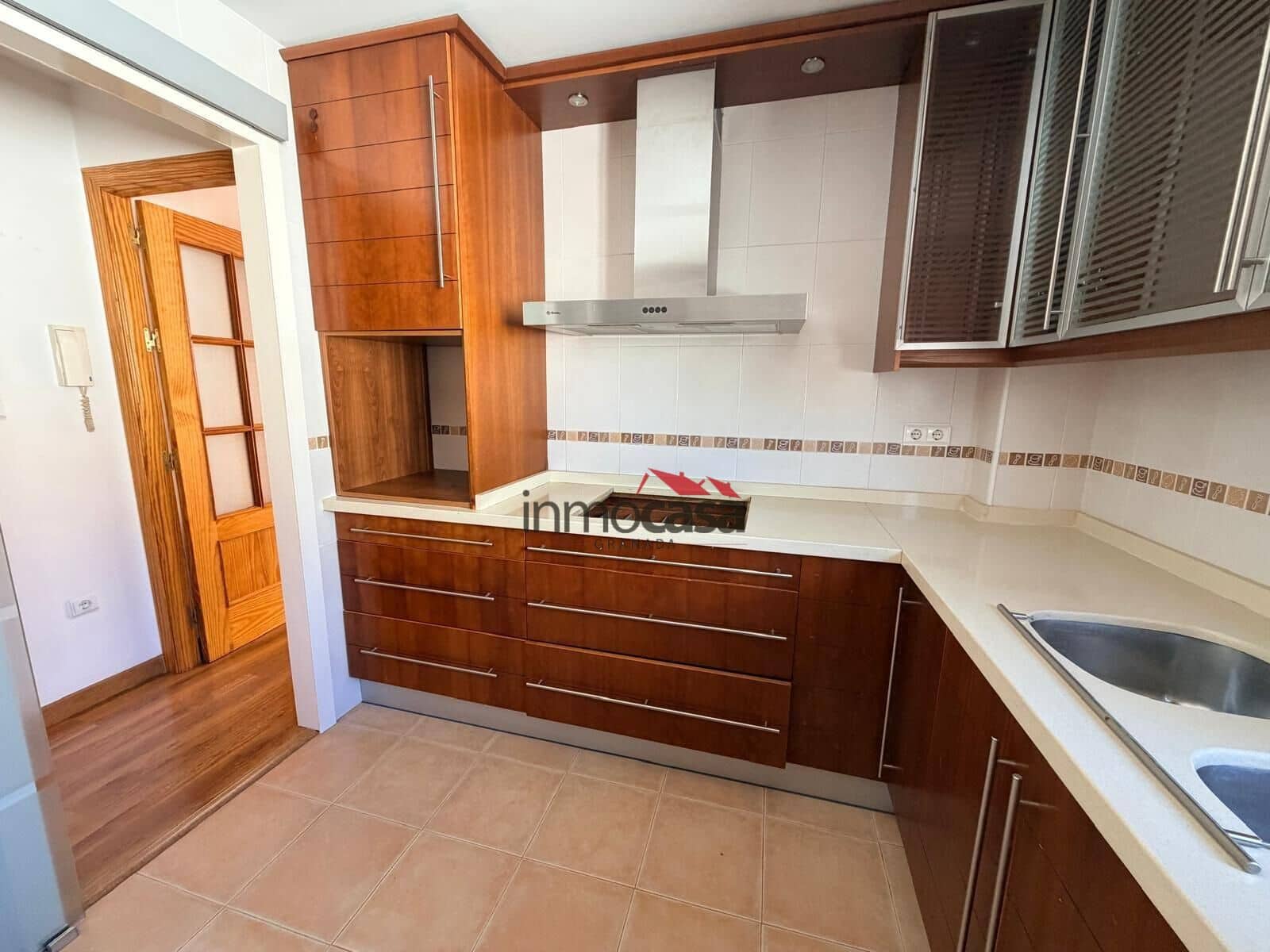 2 bedroom Flat for rent in Peligros with garage - € 650 (Ref: 10003813)