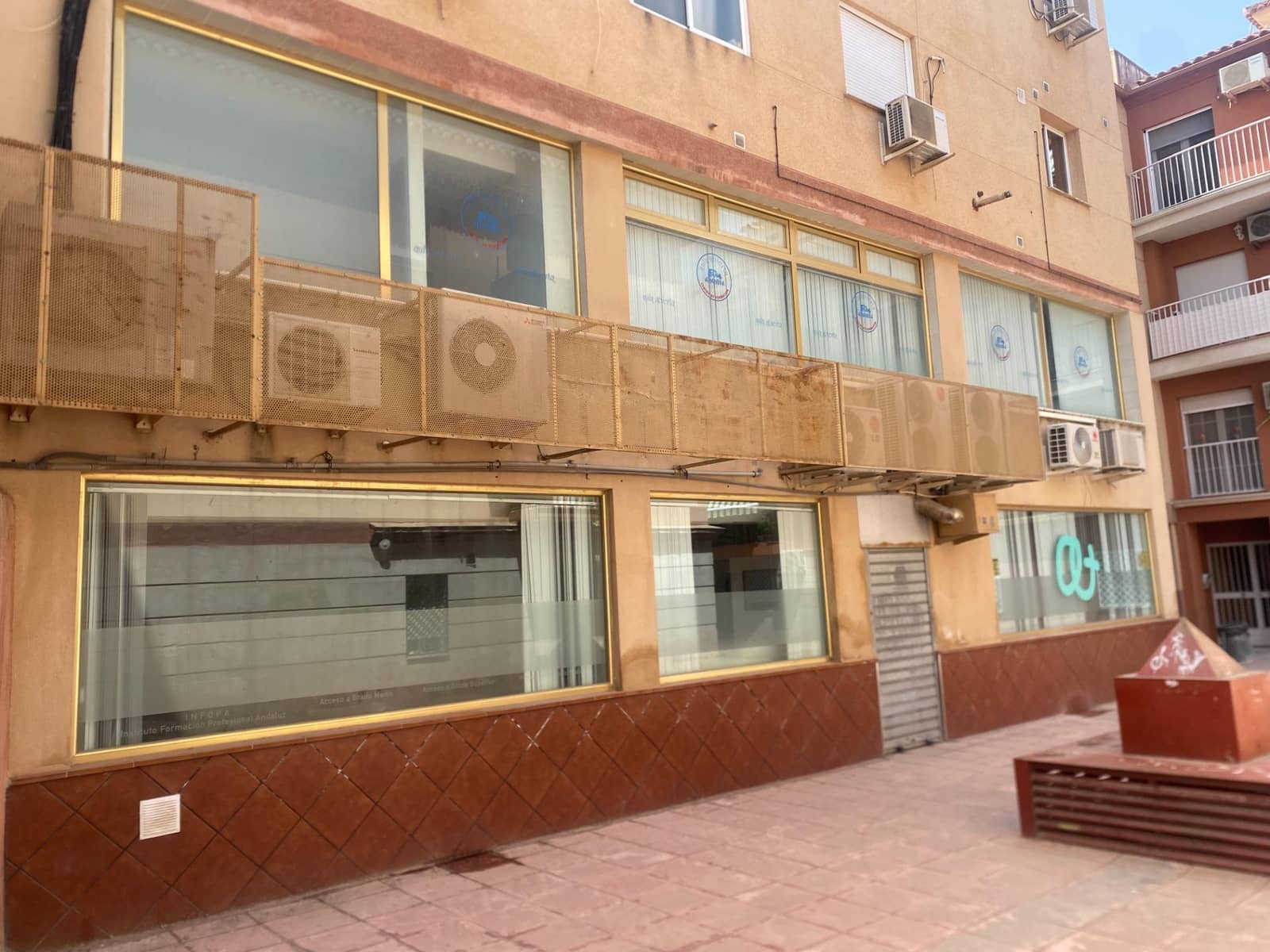 3 soveværelse Erhverv til salg i Las Gabias - € 99.000 (Ref: 10005743)