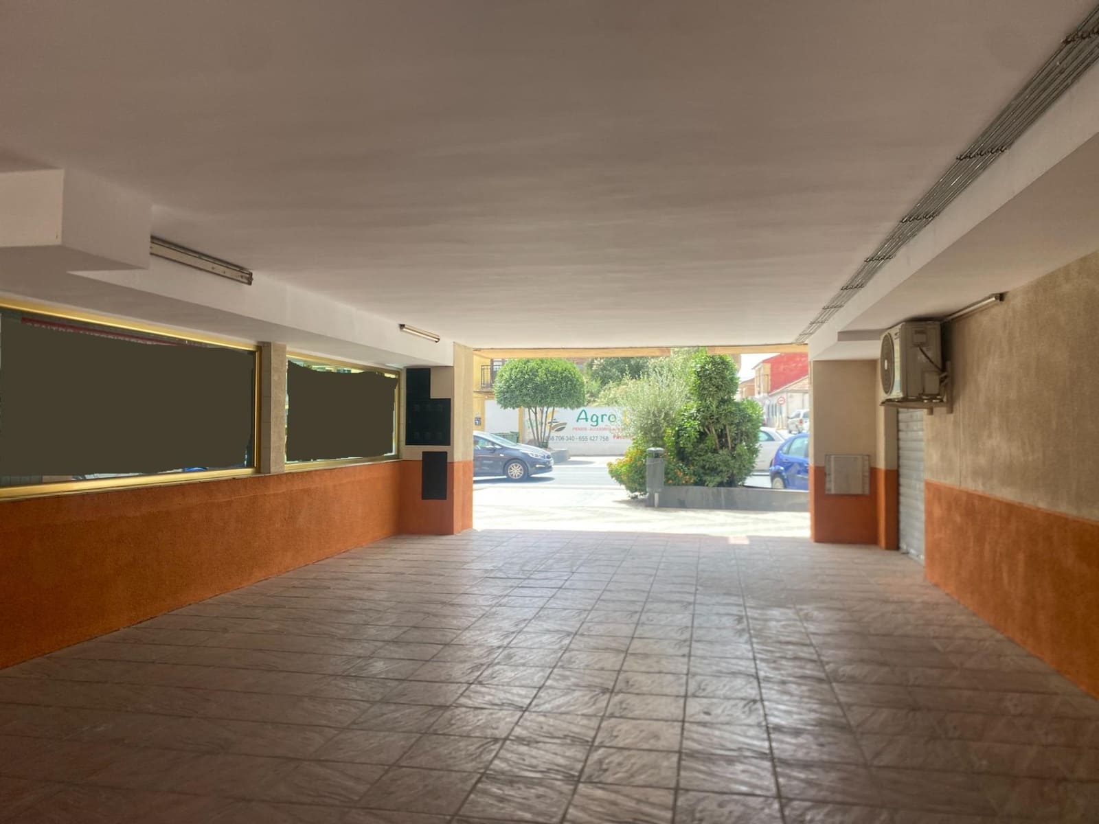 3 Zimmer Gewerbe zu verkaufen in Las Gabias - 99.000 € (Ref: 10005743)