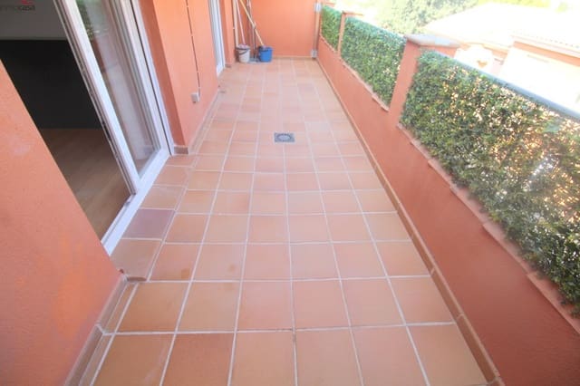 Ático de 2 habitaciones en Alhendín en alquiler con garaje - 700 € (Ref: 10009217)