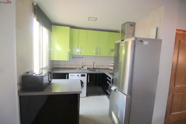 Ático de 2 habitaciones en Alhendín en alquiler con garaje - 700 € (Ref: 10009217)