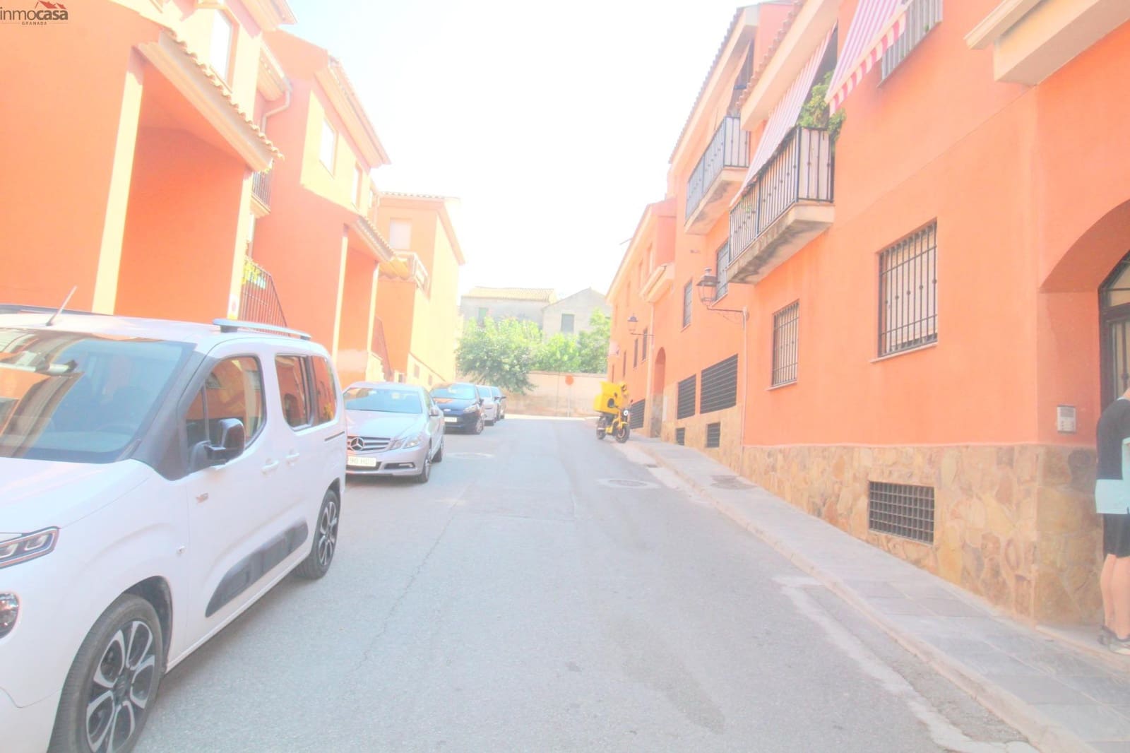 Ático de 2 habitaciones en Alhendín en alquiler con garaje - 700 € (Ref: 10009217)