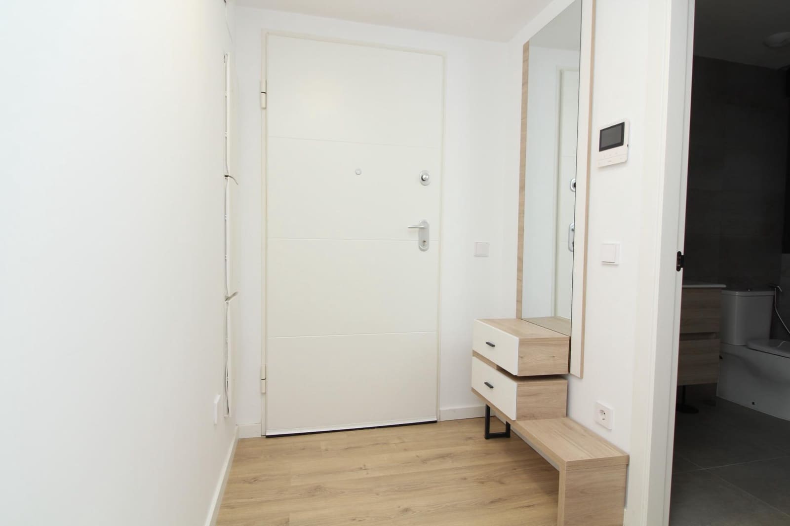 2 Zimmer Wohnung zu vermieten in Granada Stadt mit Pool Garage - 1.250 € (Ref: 10025843)