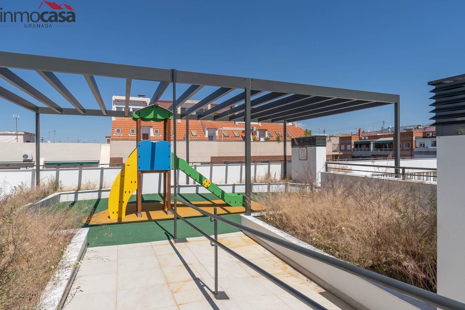2 Zimmer Wohnung zu vermieten in Granada Stadt mit Pool Garage - 1.250 € (Ref: 10025843)