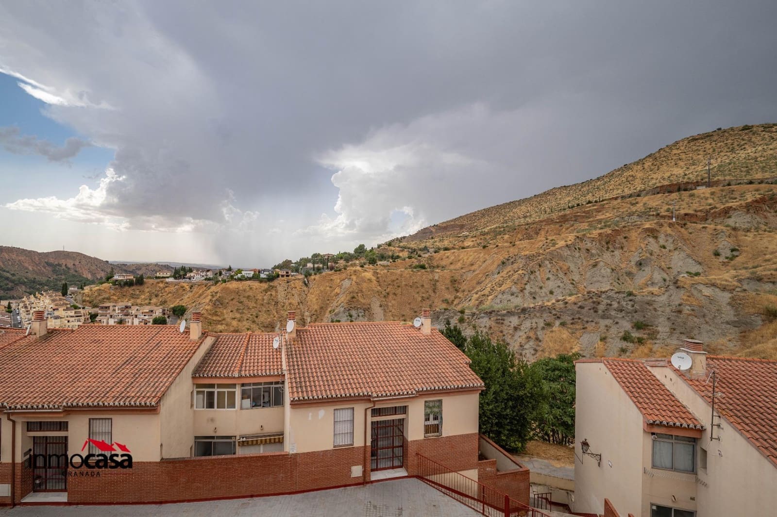 2 bedroom Flat for sale in Cenes de la Vega with garage - € 129,900 (Ref: 10041253)