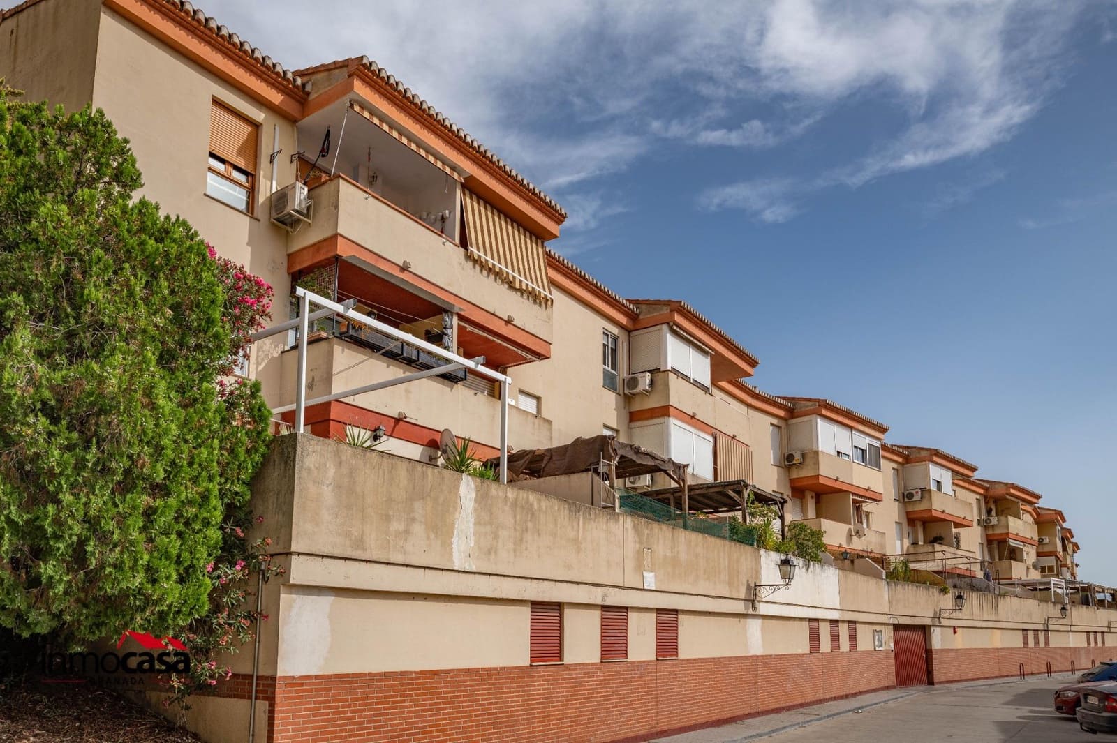 2 bedroom Flat for sale in Cenes de la Vega with garage - € 129,900 (Ref: 10041253)