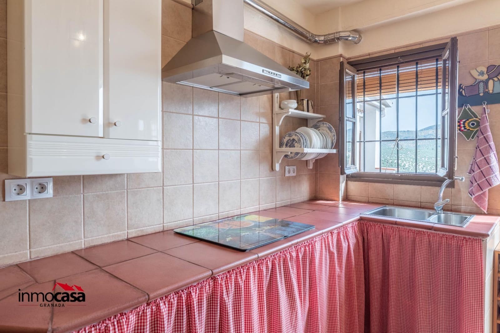 3 bedroom Finca/Country House for sale in Montefrio - € 95,000 (Ref: 10043156)