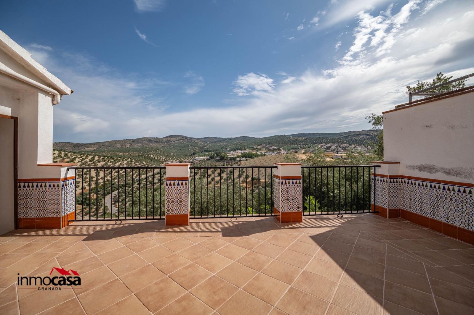 3 bedroom Finca/Country House for sale in Montefrio - € 95,000 (Ref: 10043156)