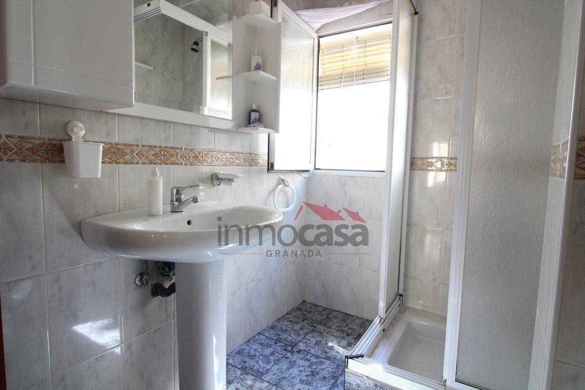 3 sypialnia Mieszkanie do wynajęcia w Miasto Grenada - 700 € (Ref: 10044962)