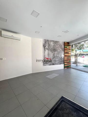Local Comercial de 1 habitación en Zaidin, Granada ciudad en alquiler - 900 € (Ref: 10047475)