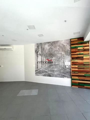 Local Comercial de 1 habitación en Zaidin, Granada ciudad en alquiler - 900 € (Ref: 10047475)