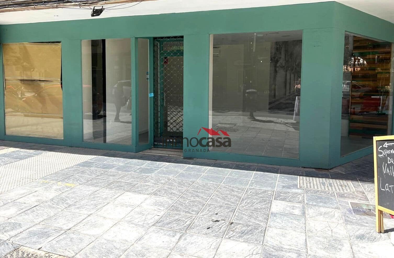 Local Comercial de 1 habitación en Granada ciudad en alquiler - 900 € (Ref: 10047475)