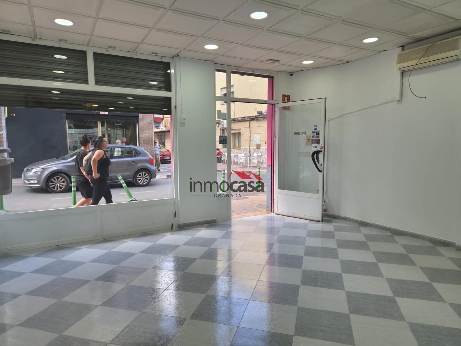 Commercial for rent in Armilla - € 600 (Ref: 10047477)