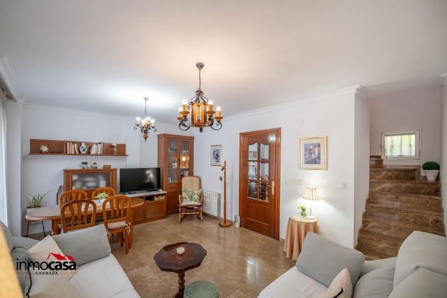 3 chambre Villa/Maison Mitoyenne à vendre à Cúllar Vega - 184 500 € (Ref: 10059298)