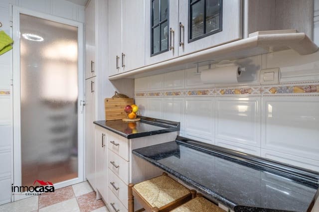 3 chambre Villa/Maison Mitoyenne à vendre à Cúllar Vega - 184 500 € (Ref: 10059298)