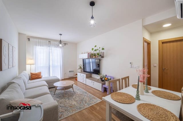 Piso de 2 habitaciones en Las Gabias en venta con garaje - 138.000 € (Ref: 10062143)