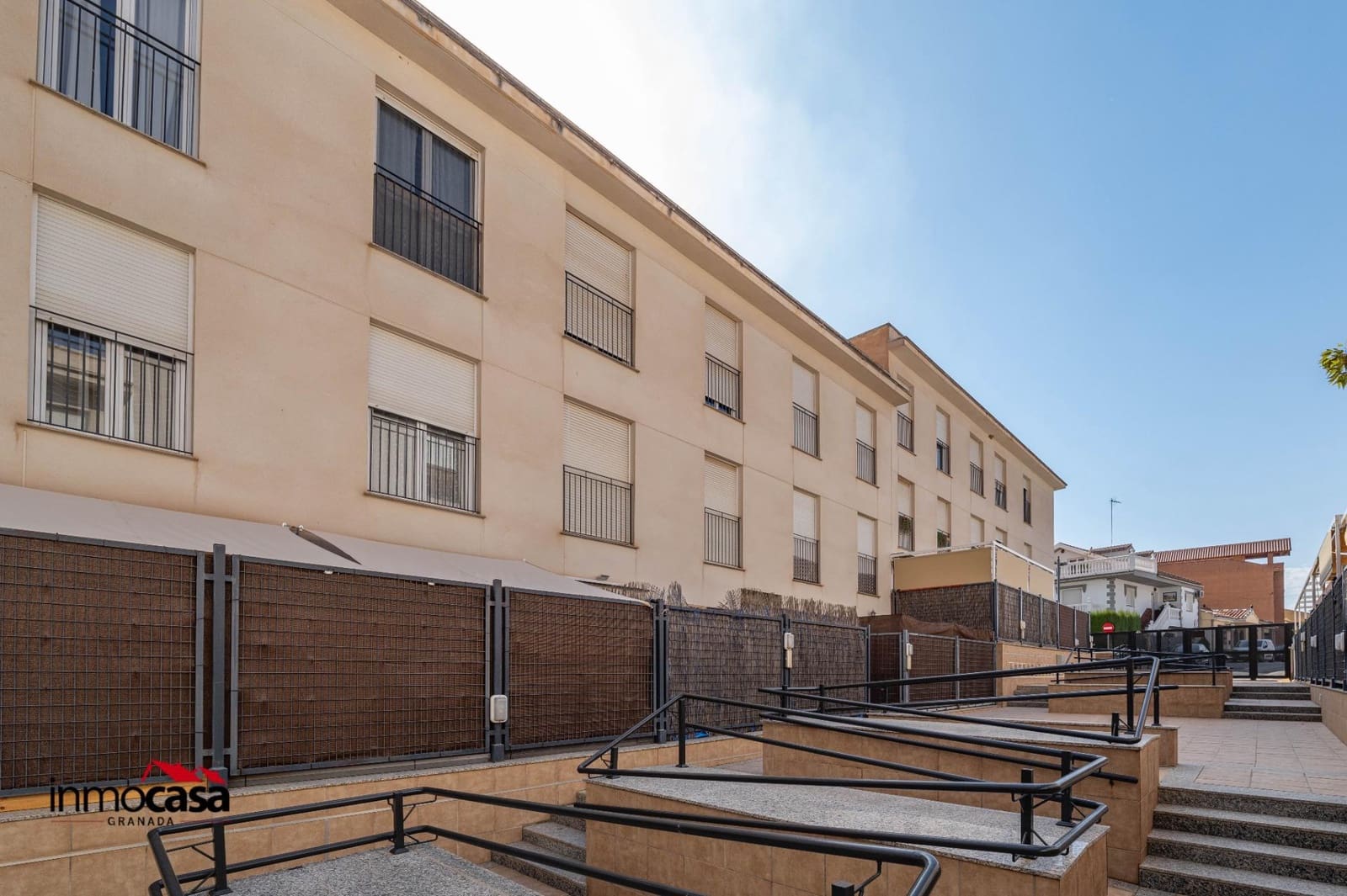 2 slaapkamer Flat te koop in Las Gabias met garage - € 138.000 (Ref: 10062143)
